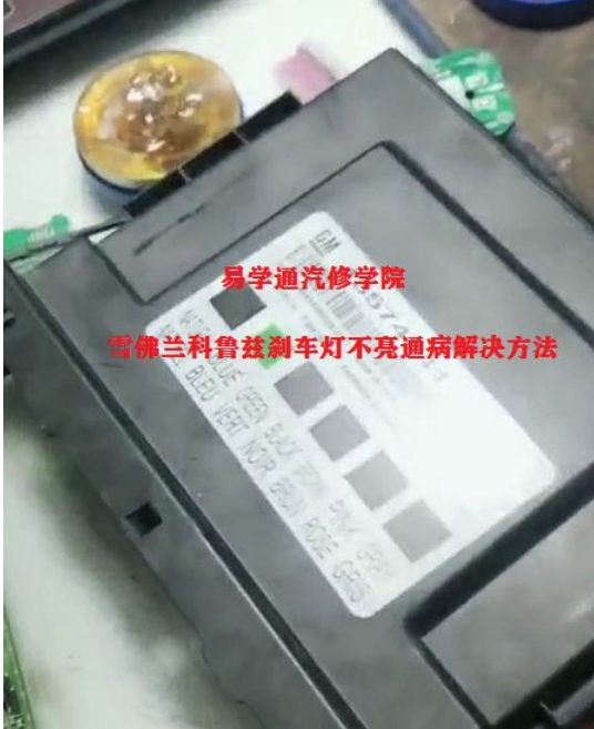 濟(jì)南萊蕪開(kāi)鎖公司電話