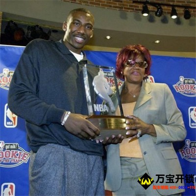 生涯薪資過(guò)億的全明星準(zhǔn)備重返聯(lián)盟 母親因習(xí)慣性盜竊入獄25次