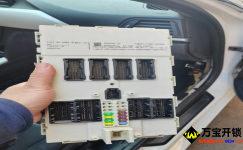 萊蕪寶馬520配汽車(chē)鑰匙，寶馬開(kāi)鎖汽車(chē)鑰匙全丟配鑰匙